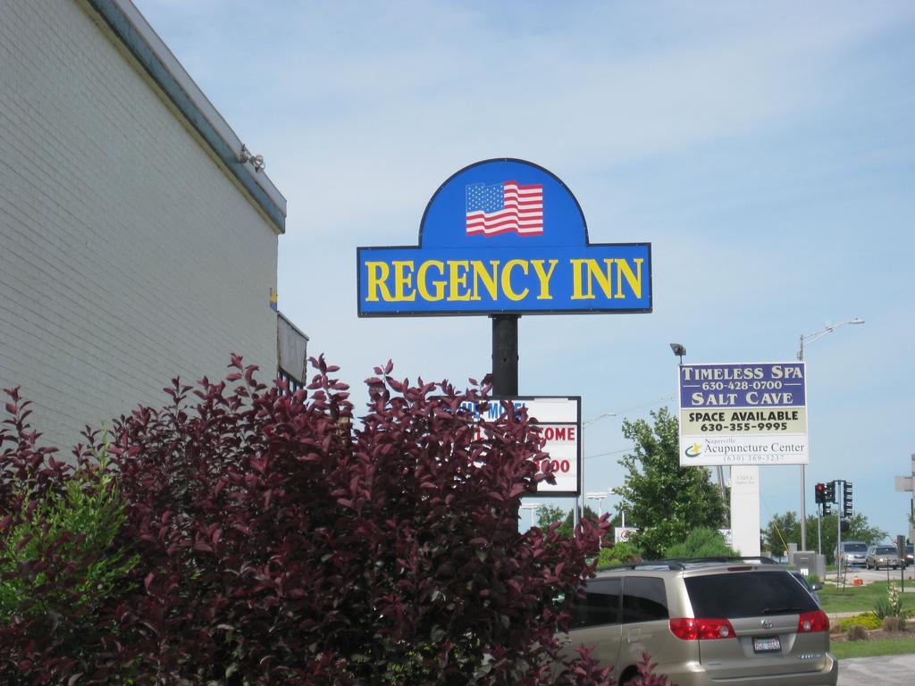 Regency Inn Of Naperville Eksteriør bilde